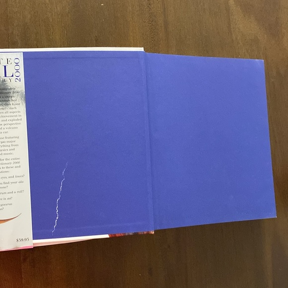 DK Ultimate Visual Dictionary 2000 - Picture 2 of 11